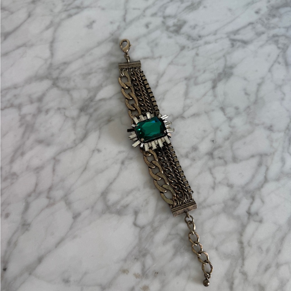 Uno de 50 Dark Metal Green Gemstone Braceletu